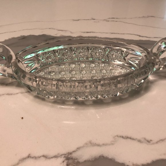 Imperial Vintage 1937 Nucut Glass Crystal Two Handled #495 Nut Dish - Picture 2 of 4